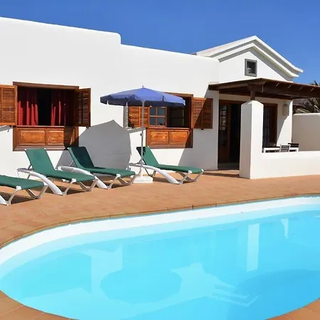 Private With Pool Faro Park